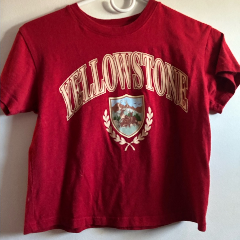Red Yellowstone Kids T-Shirt size 10/12 SO Brand